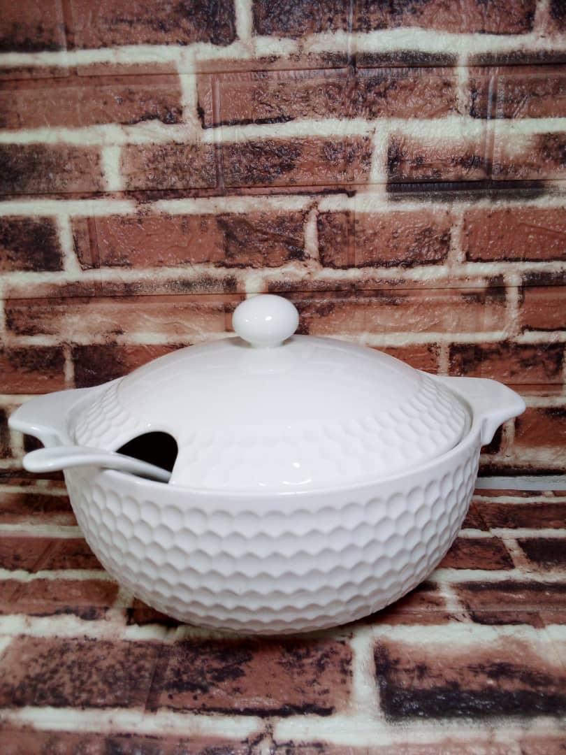 1 Piece Ceramic Serving Dish with Serving Spoon